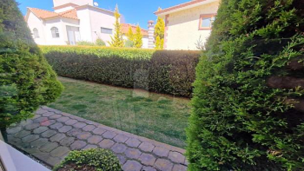 Residencia de Lujo en Residencial Zamarrero, Zinacantepec | 604 m² de Terreno | Lago, Seguridad 24/7