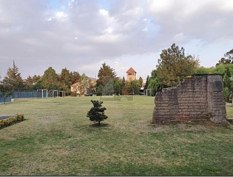 Residencia de Lujo en Residencial Zamarrero, Zinacantepec | 604 m² de Terreno | Lago, Seguridad 24/7