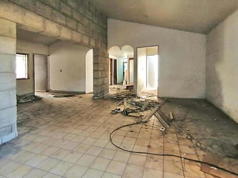 Terreno PLANO en VENTA con USO DE SUELO MIXTO en Av. Paseo Constituyentes, Corregidora, Querétaro.