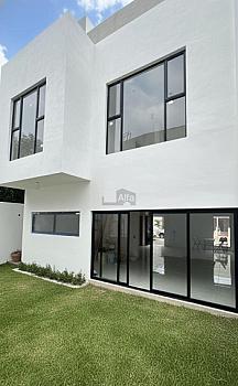 se vende casa en residencial rio cancun preventa