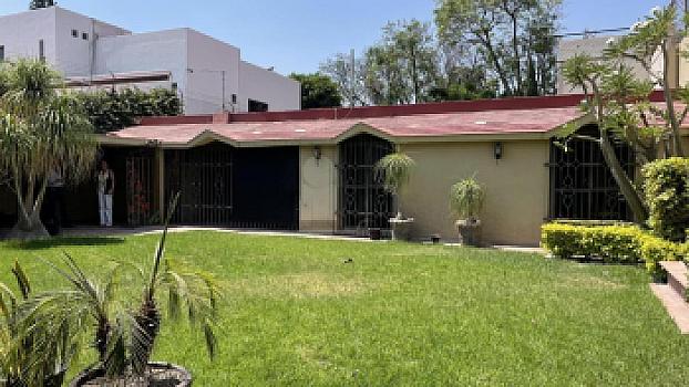 One-story house for rent in Álamos primera sección, in a condominium