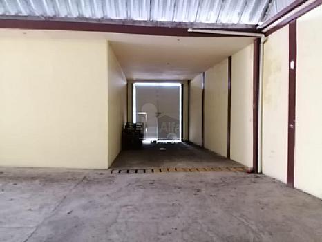 Bodega con casa habitación en la Col. Petrolera. Córdoba