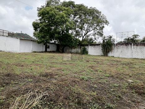 Terreno Premium en Venta: Ubicación Estratégica a Orilla de Autopista Córdoba-Orizaba.