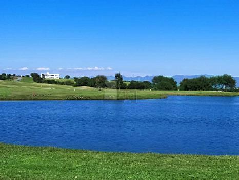 Departamento en Residencial Calidris es un complejo inmobiliario ubicado en el Club de Golf Las Aves