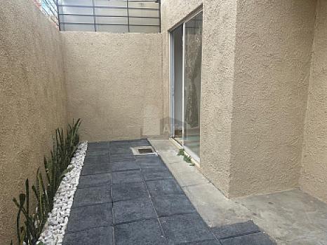 Casa en condominio en rent en Real del Cid, Tecámac, México