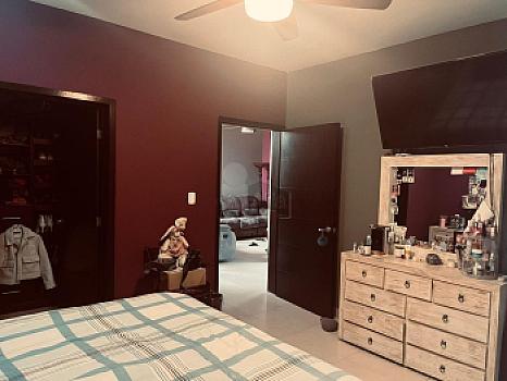 Casa en Venta en Santa Lucía de Mayorazgo, LEON, GTO. de las mas amplias en terreno  y construcción