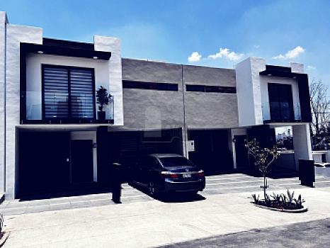 Casa en Venta en Granjas Lomas de Guadalupe