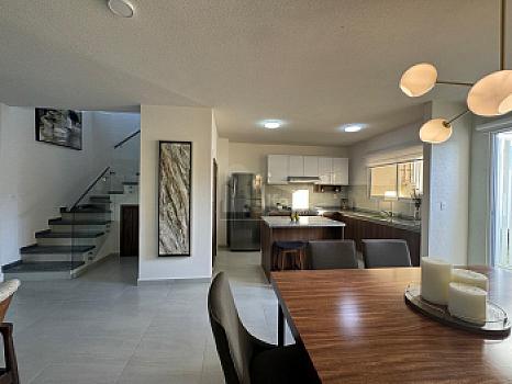 Casa amplia en venta en Zinacantepec con jardín