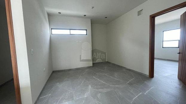 Casa sola en sale en La Escondida, Saltillo, Coahuila