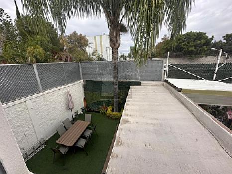 Casa en Venta Fracc. Los Cárcamos, León, Gto. atrás del Metropolitano, Plaza Mayor y Parque Cárcamos