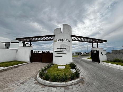 Terreno en venta en Provincia Santa Elena, Querétaro
