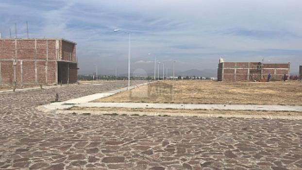 Terreno en Venta en Loma Aeropuerto, Silao de la Victoria, Gto.L14 M10 frente al Aeropuerto