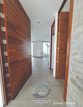 Casa en Venta al Norponiente de la ciudad en Loretta Campestre