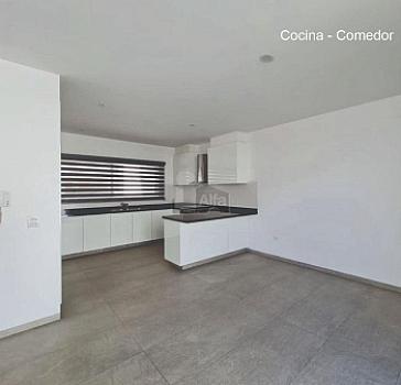 Casa en Venta al Norponiente de la ciudad en Loretta Campestre