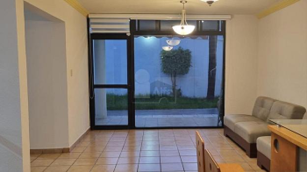 Casa en Venta a la entrada de Gran Jardín