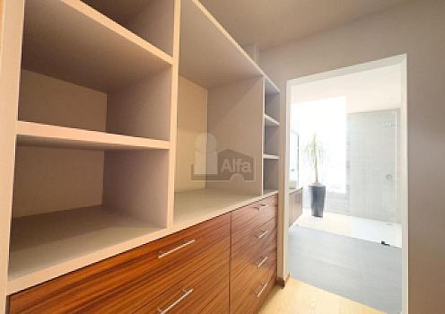 Residencia en privada junto a Club de Golf Los Encinos