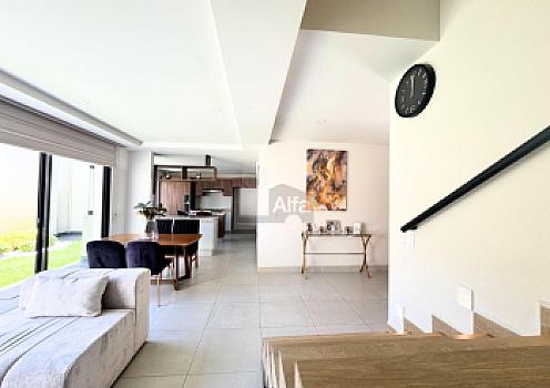 Residencia en privada junto a Club de Golf Los Encinos