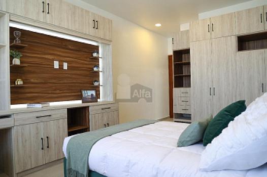 Casa familiar en residencial con pádel en Calimaya