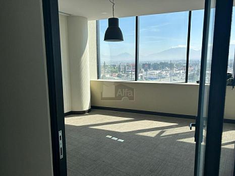 Oficina en venta o renta en Col. República, Plaza Distrito V Saltillo, Coahuila