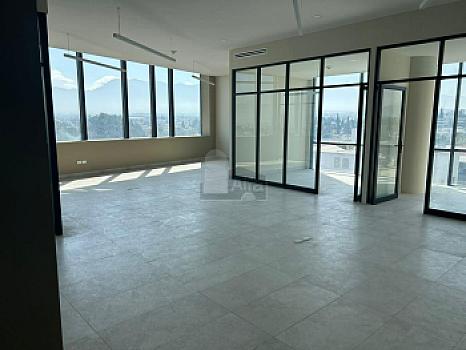 Oficina en venta o renta en Col. República, Plaza Distrito V Saltillo, Coahuila