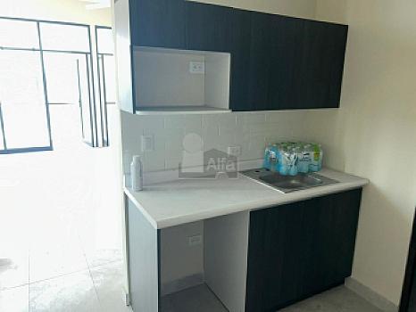 Oficina en venta o renta en Col. República, Plaza Distrito V Saltillo, Coahuila