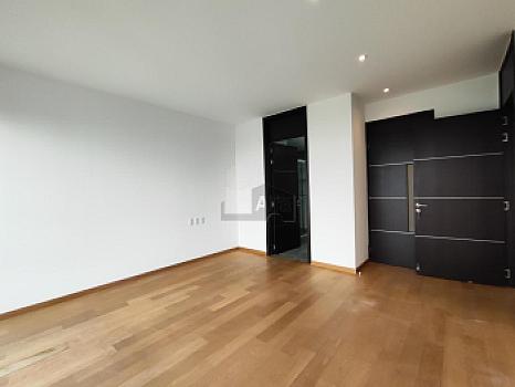 Departamento en venta en Bosque Real, Huixquilucan, México.