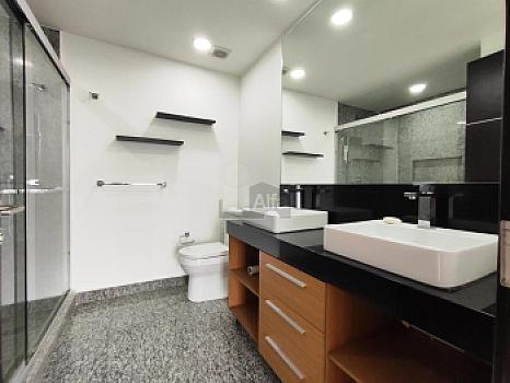 Departamento en venta en Bosque Real, Huixquilucan, México.