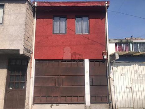 Venta de casa en Toluca, ubicada en la Unidad Habitacional Armando Neyra chavez