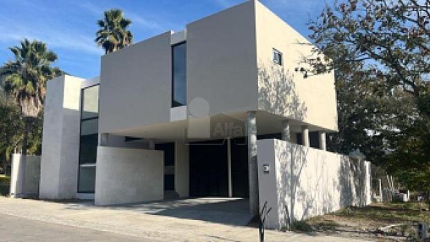 Casa sola en sale en El Barro, Monterrey, Nuevo León
