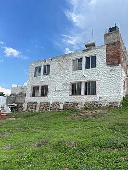 Casa para terminar o remodelar en el Fraccionamiento Pedregal de San Miguel, Tlajomulco de Zúñiga.
