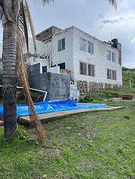 Casa para terminar o remodelar en el Fraccionamiento Pedregal de San Miguel, Tlajomulco de Zúñiga.
