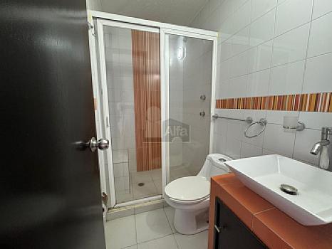 Casa en Venta con Amenidades en San Mateo Atenco, Estado de México.