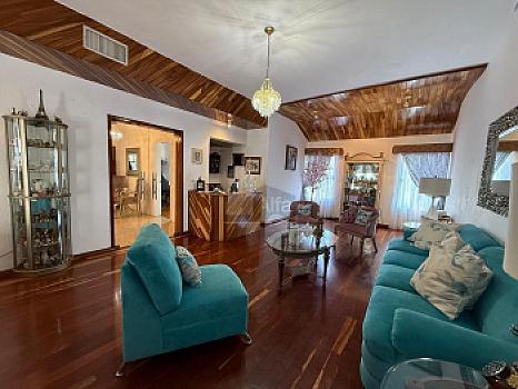 Casa sola en sale en Colonial La Sierra, San Pedro Garza García, Nuevo León