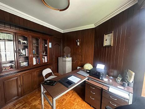 Lujosa residencia en venta en Residencial Colón, Col. Ciprés en Toluca