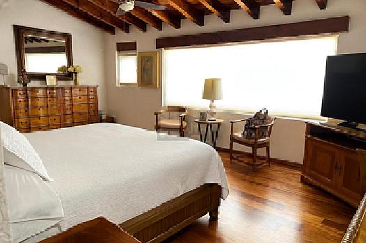 CASA EN CAMPO DE GOLF EL CAMPANARIO