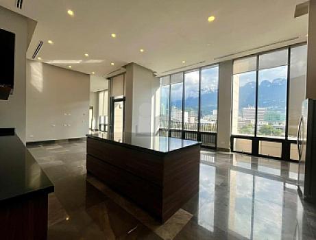Luxury Apartment in Centrito Valle, San Pedro Garza Garcia, Nuevo León.