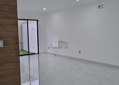 Casa en Mayorca Residencial con acabados de lujo y recámara en planta baja