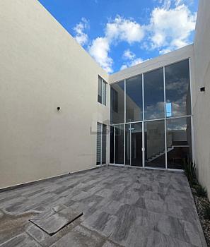 Casa en Venta en Fraccionamiento Loretta II al Norte de la ciudad