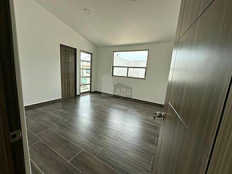 Última casa nueva con roof garden en Cacalomacán