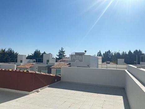 Última casa nueva con roof garden en Cacalomacán