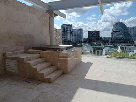 PH for Sale with 4 Beds and 5.5 Baths Marina Puerto Cancun