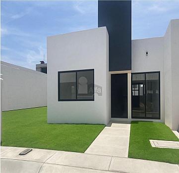 Casa sola en sale en Pueblito Colonial, Corregidora, Querétaro