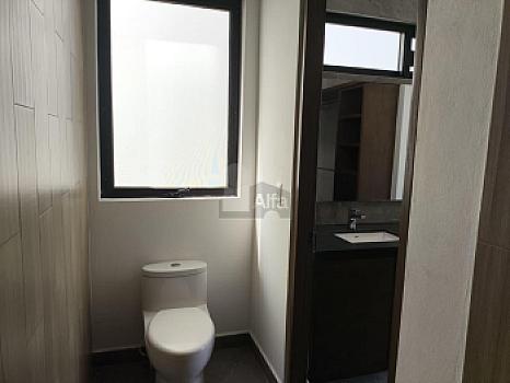 CASA DISPONIBLE PARA VENTA O RENTA