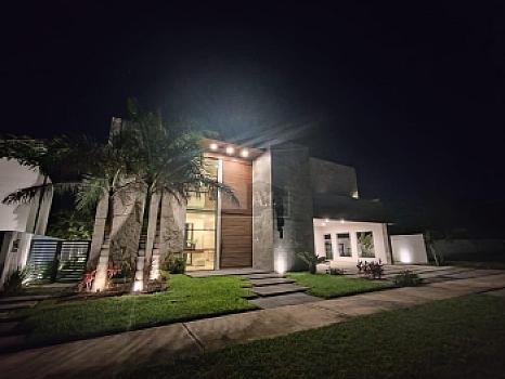 Luxurious House for sale punta Tiburon