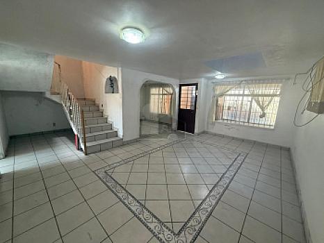 Casa sola en sale en Bosques de Colón, Toluca de Lerdo, México
