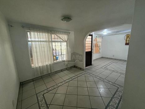 Casa sola en sale en Bosques de Colón, Toluca de Lerdo, México