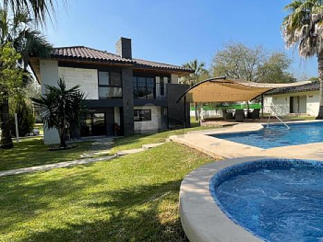 Quinta en venta en Bosques de la Silla San Mateo Juarez Nuevo León