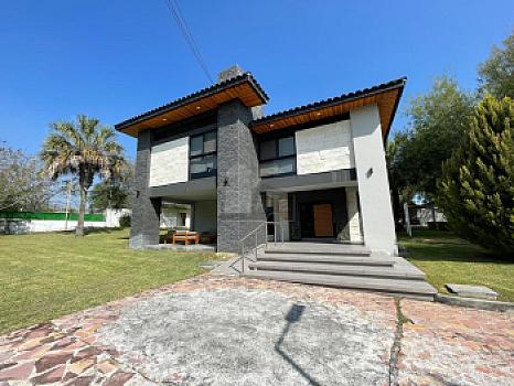 Quinta en venta en Bosques de la Silla San Mateo Juarez Nuevo León