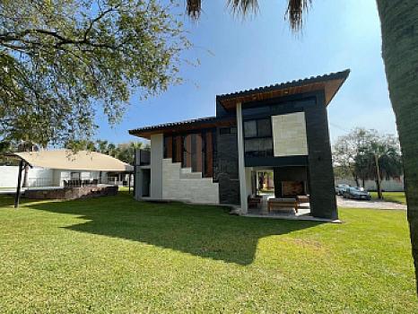 Quinta en venta en Bosques de la Silla San Mateo Juarez Nuevo León