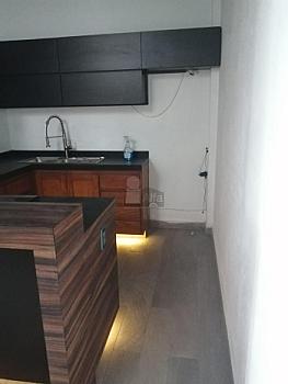 Se vende casa con restaurante de mariscos y departamento en Col. Faja de Oro, Gustavo A. Madero